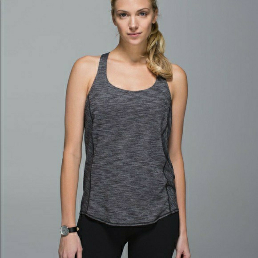 Lululemon Wild cowl back tank with bra